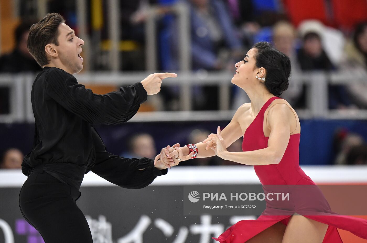 Фигурное катание. V этап Гран-при. Танцы. Ритмический танец