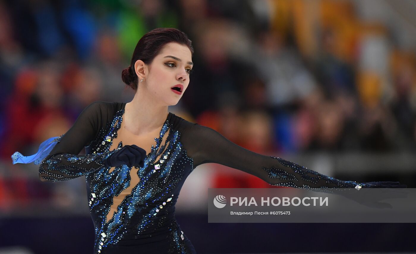 Фигурное катание. V этап Гран-при. Женщины. Короткая программа