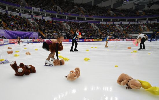 Фигурное катание. V этап Гран-при. Женщины. Короткая программа