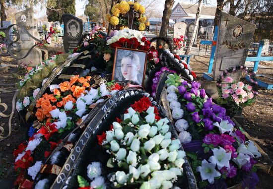 Прощание с аспиранткой СПбГУ А. Ещенко