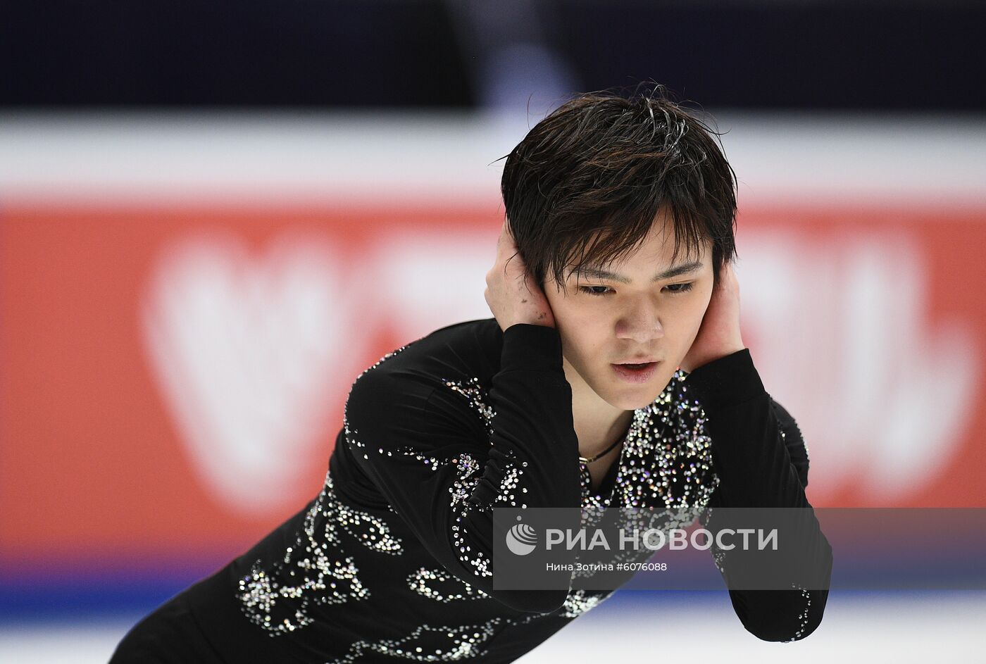 Фигурное катание. V этап Гран-при. Мужчины. Произвольная программа