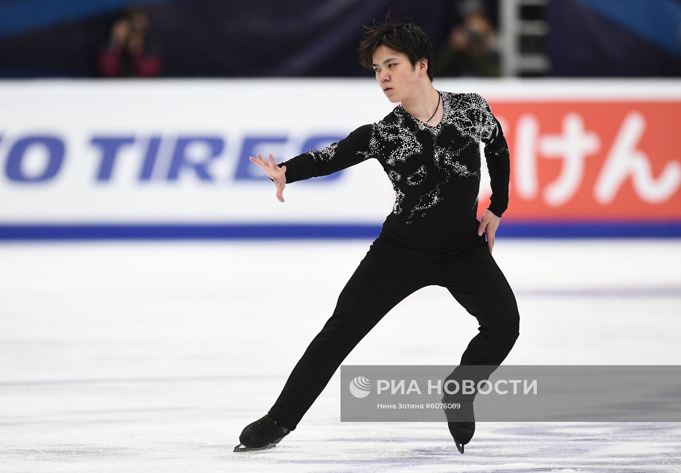 Фигурное катание. V этап Гран-при. Мужчины. Произвольная программа