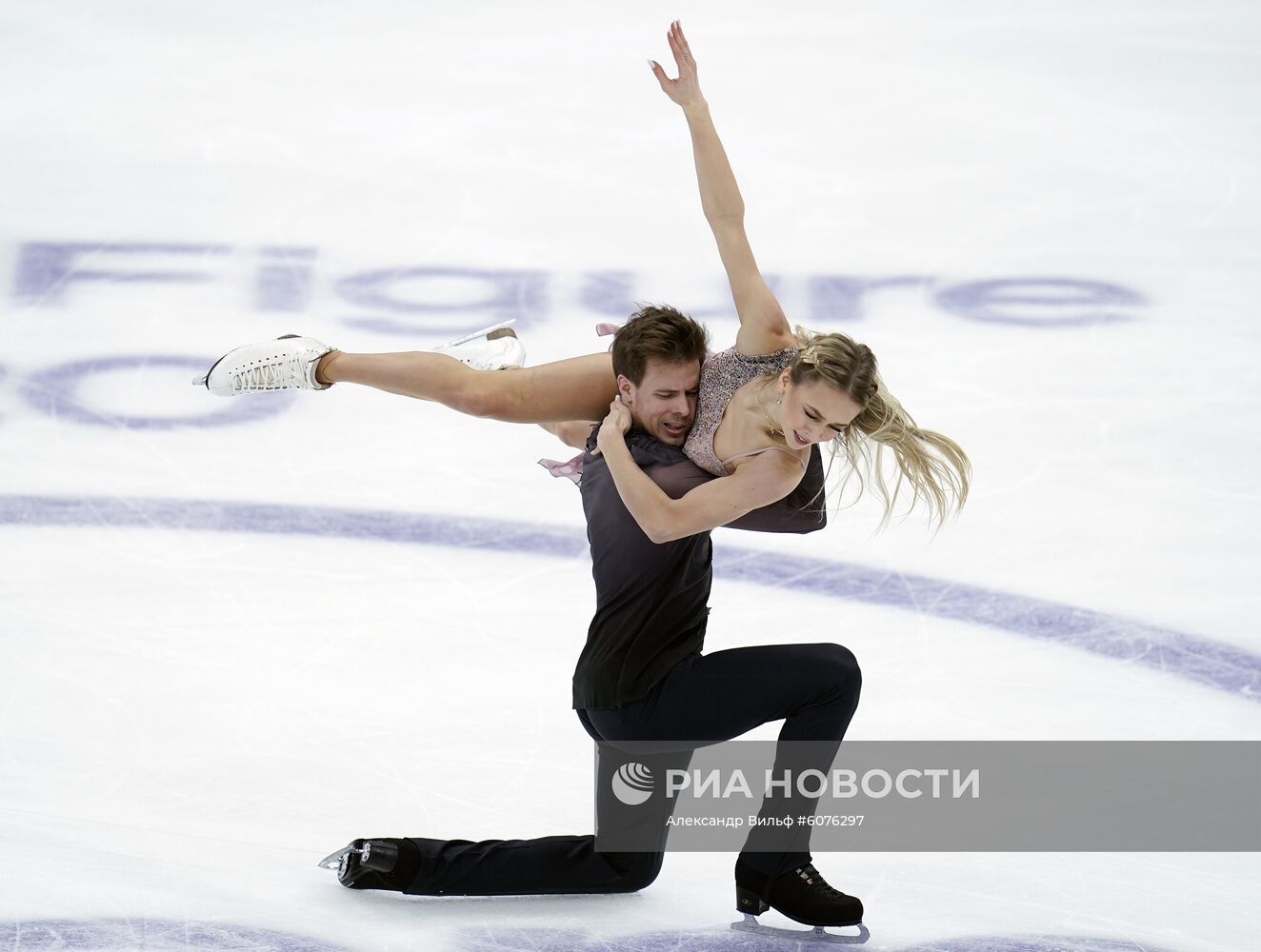 Фигурное катание. V этап Гран-при. Танцы. Произвольная программа