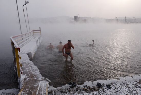 Открытие купального сезона моржей в Красноярске