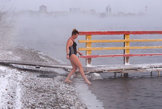 Открытие купального сезона моржей в Красноярске