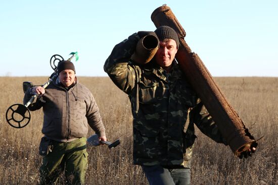 Работы по поискам останков погибших воинов ВОВ в Донецкой области