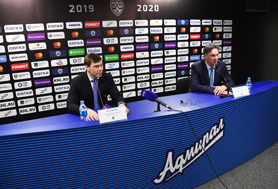 Хоккей. КХЛ. Матч "Адмирал" - СКА