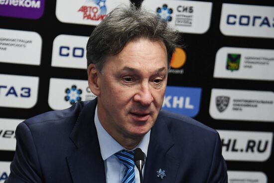 Хоккей. КХЛ. Матч "Адмирал" - СКА