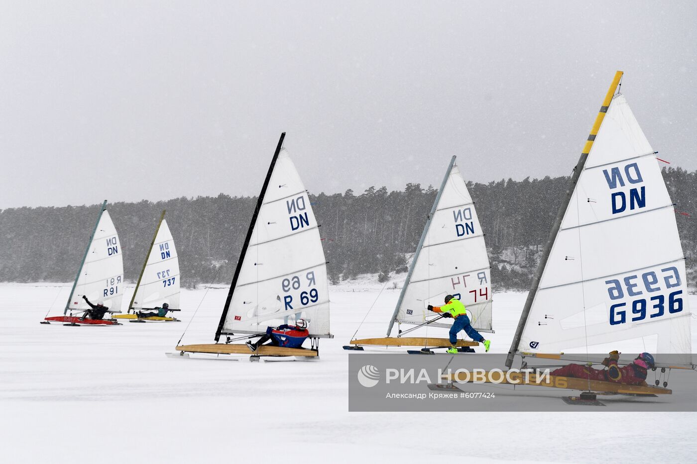 Соревнования по буерному спорту в Новосибирске