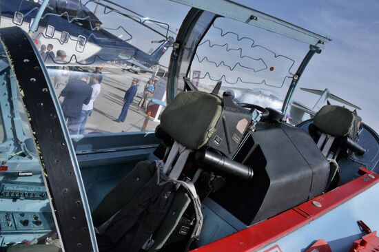 Международный авиасалон Dubai Airshow 2019