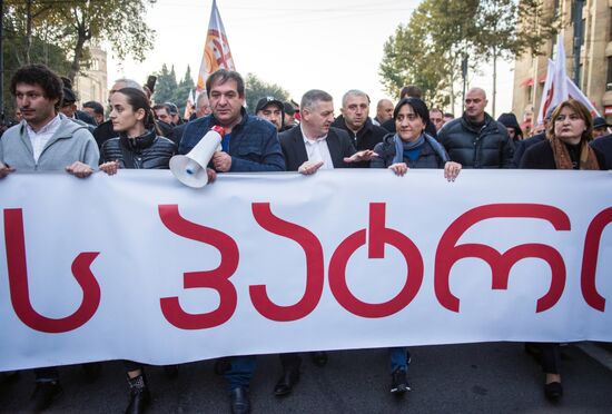 Акции протеста в Тбилиси