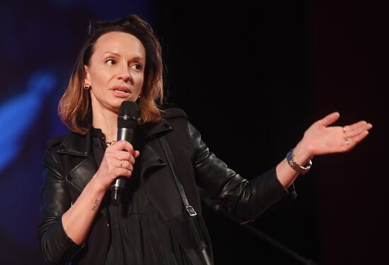 Премьера фильма "Большая поэзия" А. Лунгина