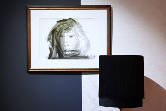 Выставка "Поэт и Леди" в Москве