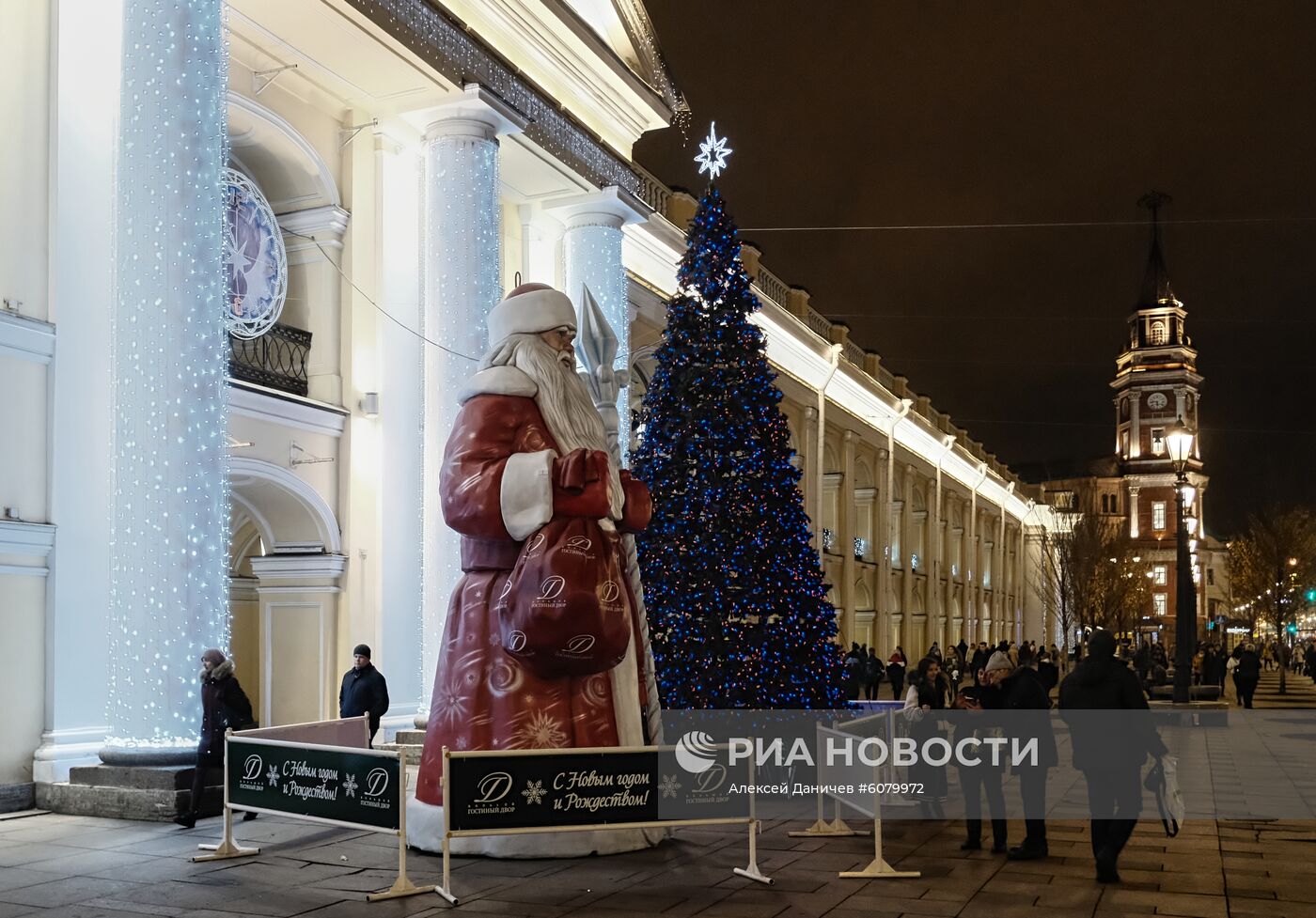 Новогоднее украшение Санкт-Петербурга