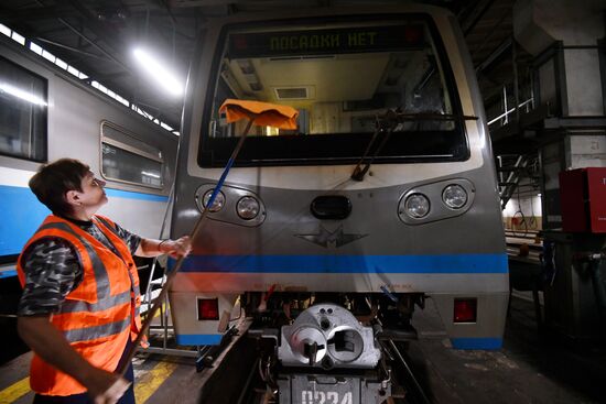 Подготовка поездов метро к запуску МЦД 
