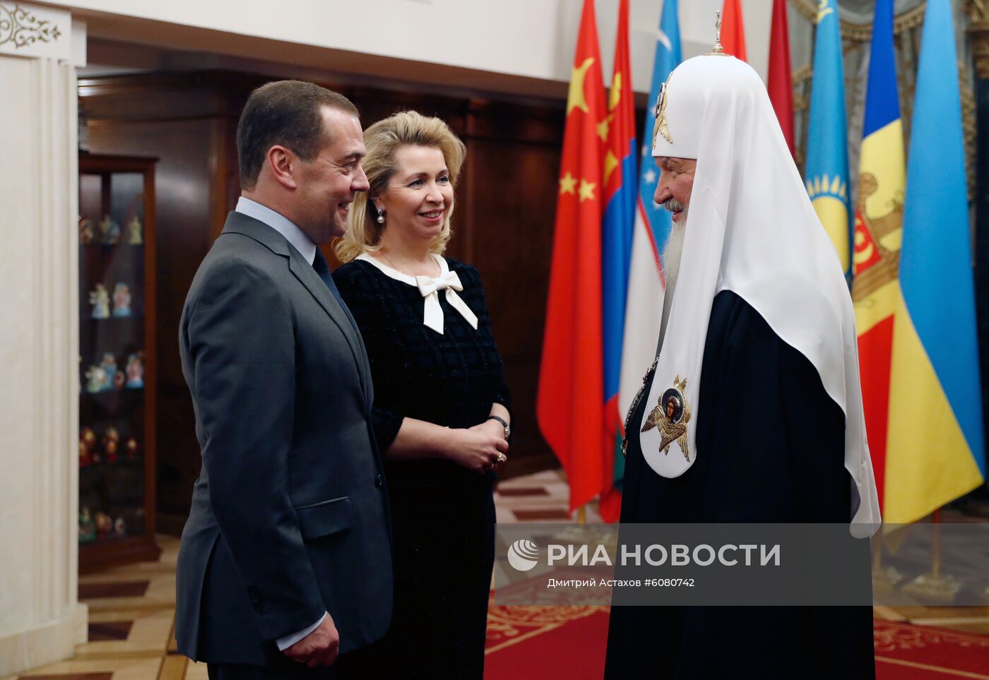 Премьер-министр РФ Д. Медведев поздравил патриарха Кирилла с днем рождения
