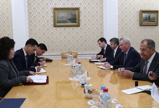 Встреча главы МИД РФ С. Лаврова с первым заместителем главы МИД КНДР Цой Сон Хи