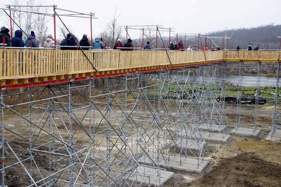 Открытие моста у КПП "Станица Луганская"