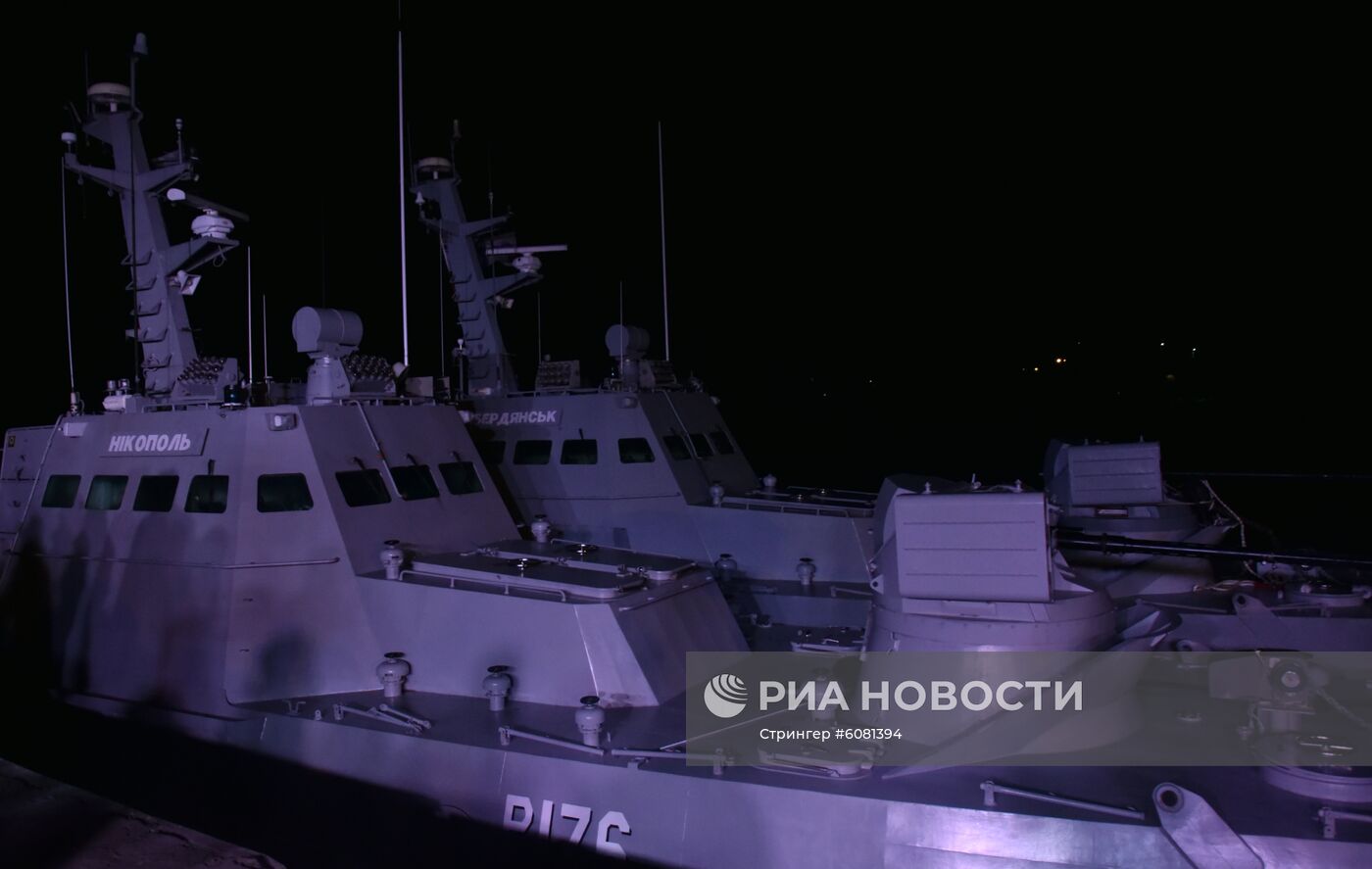 Катера ВМС Украины "Бердянск", "Никополь" и буксир "Яны Капу" прибыли в Очаков