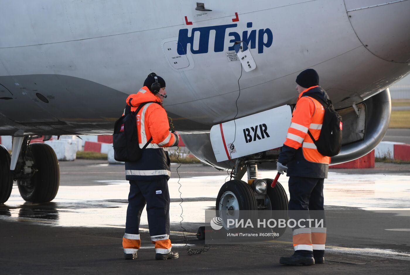 Споттинг в аэропорту Внуково 