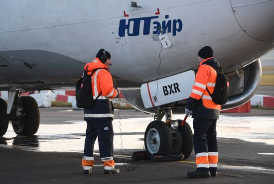 Споттинг в аэропорту Внуково 