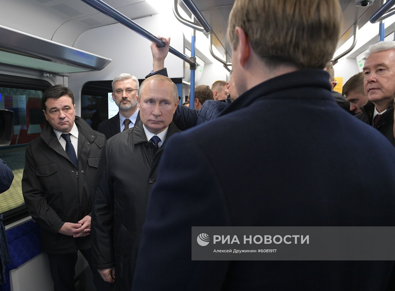 Президент РФ В. Путин принимает участие в церемонии открытия движения по МЦД