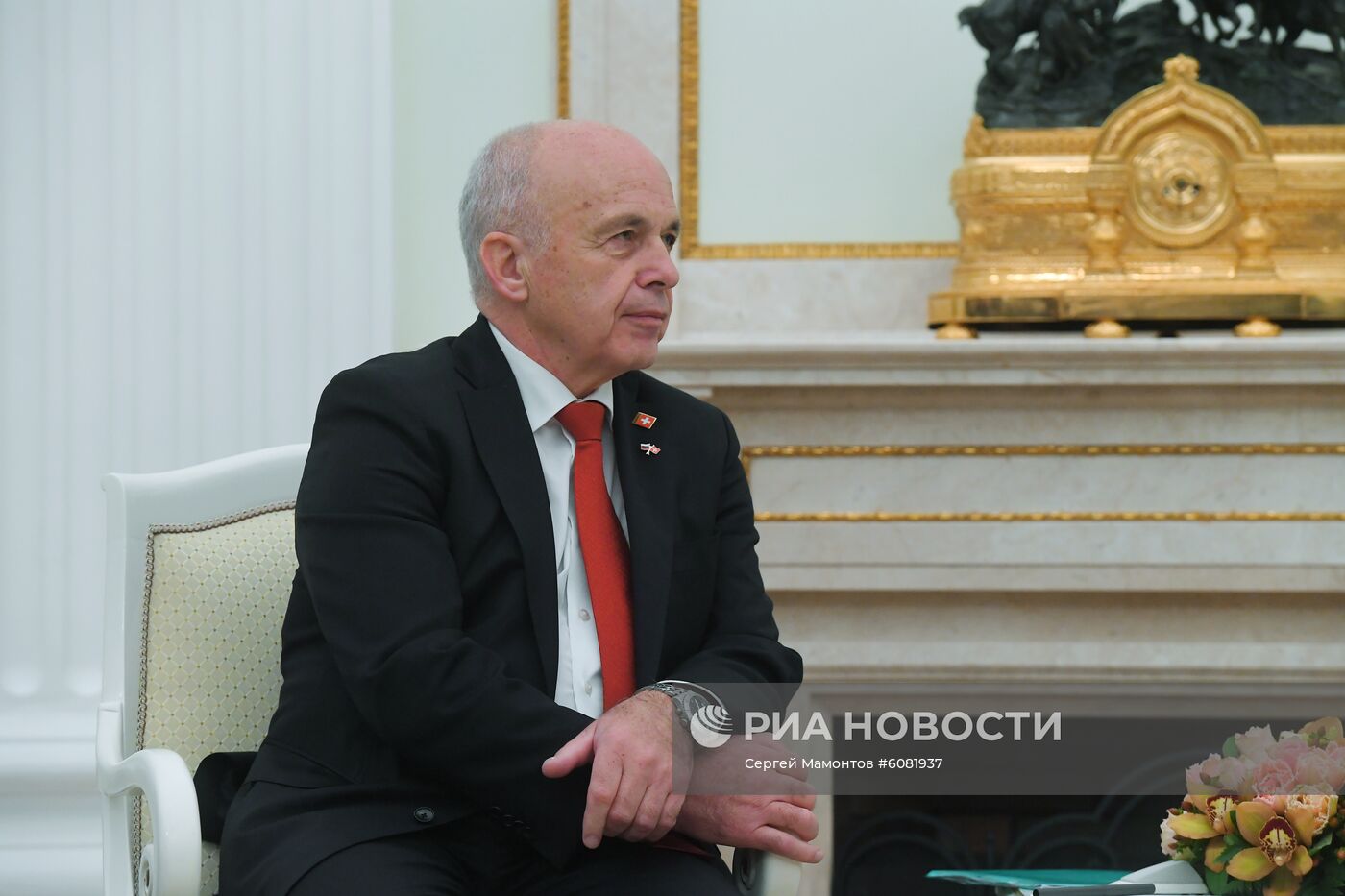 Президент РФ В. Путин встретился с президентом Швейцарии У. Маурером