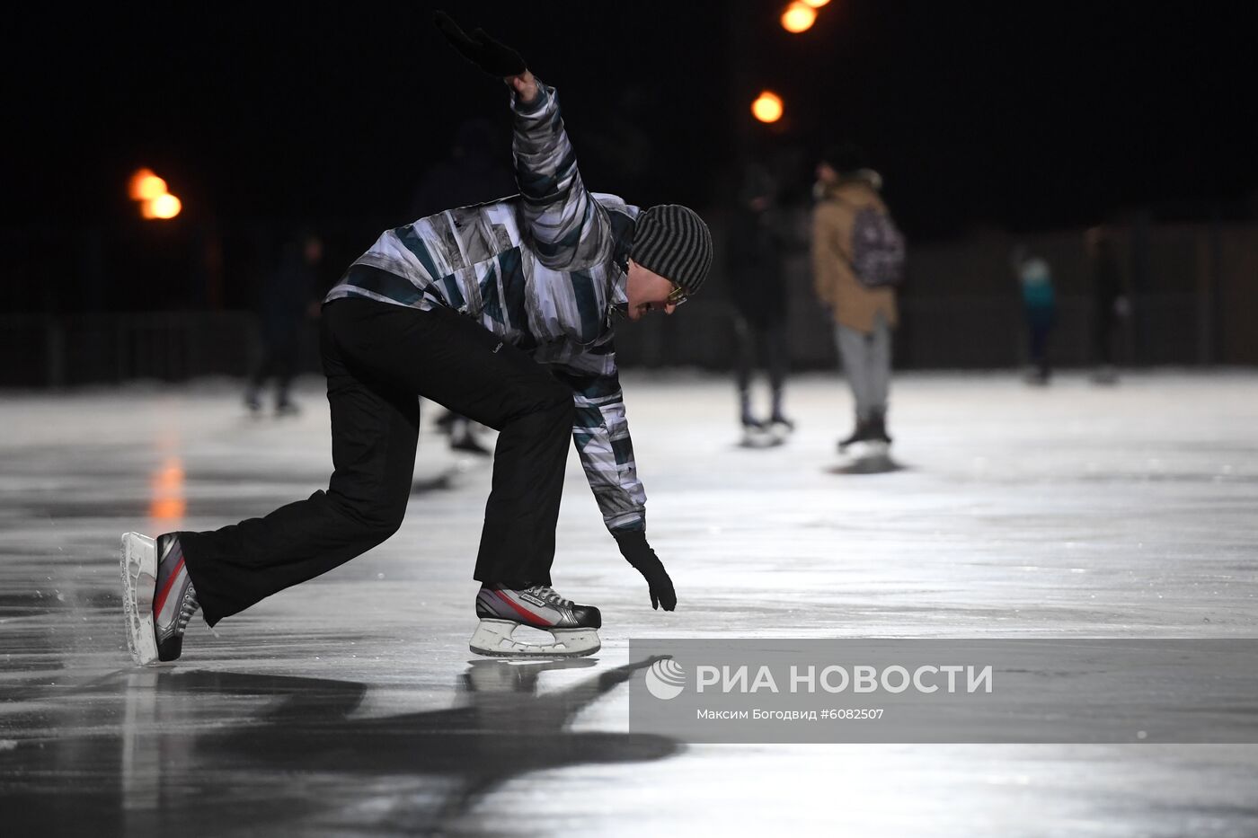 Открытие катка на стадионе "Трудовые резервы" в Казани