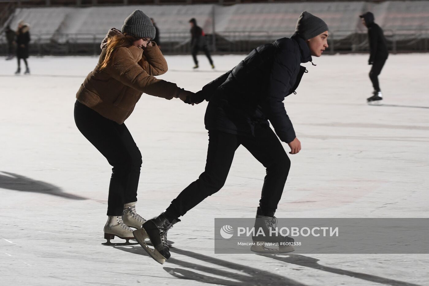 Открытие катка на стадионе "Трудовые резервы" в Казани