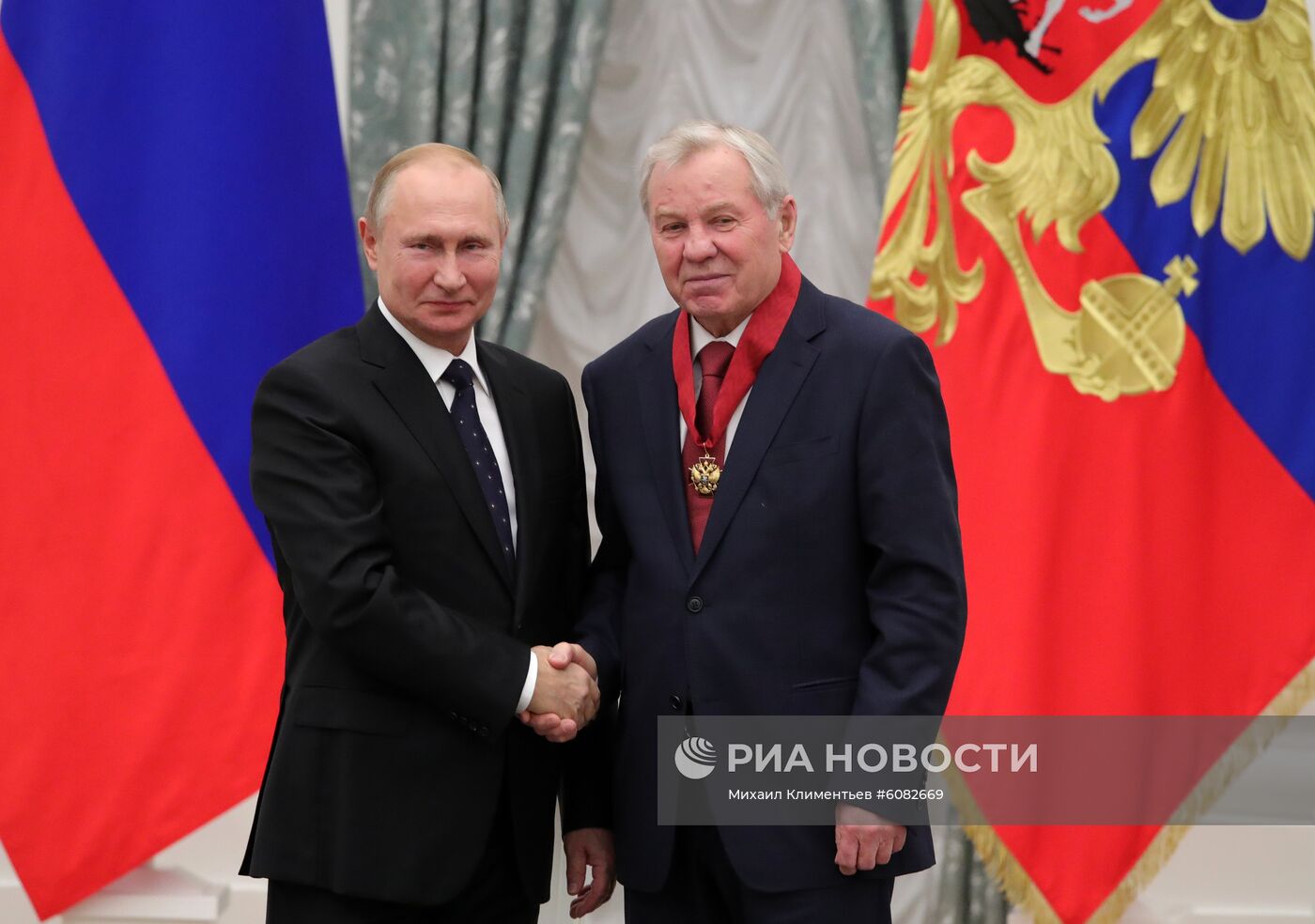 Церемония вручения государственных наград президентом РФ В. Путиным в Кремле