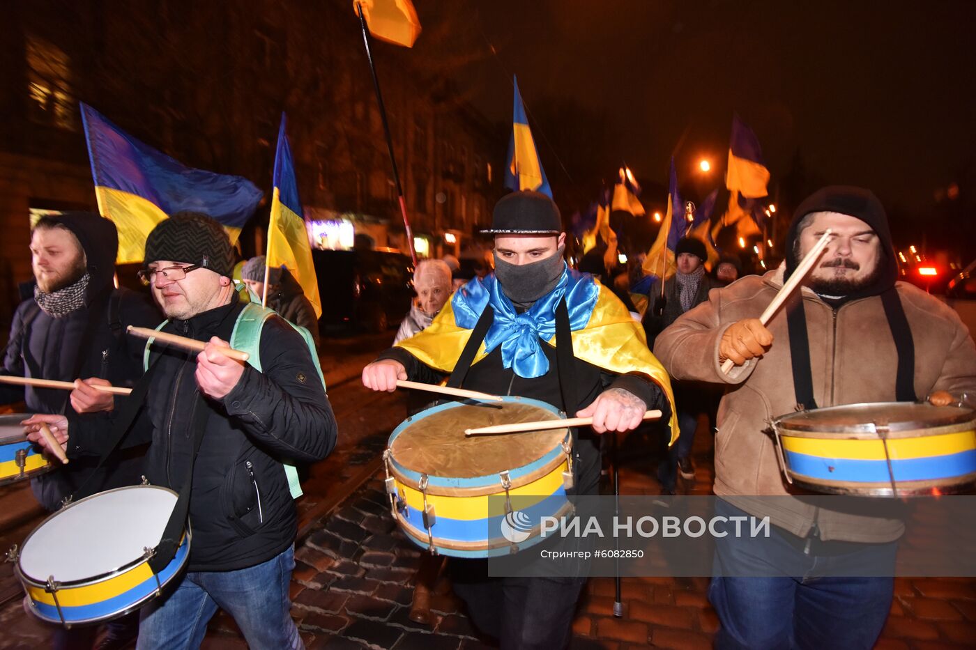 Акции на Украине к годовщине событий на Майдане