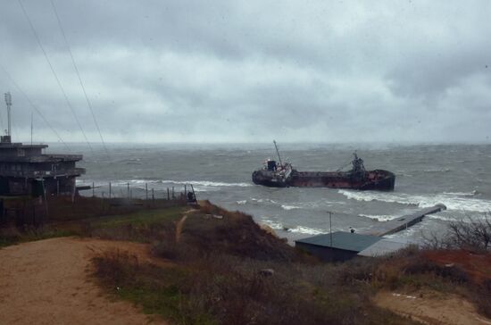 Танкер "Делфи" терпит бедствие в Одесском заливе