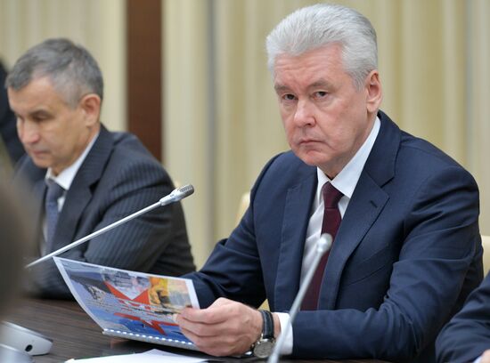 Президент РФ В. Путин провел заседание Совбеза РФ