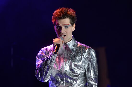 Спектакль К. Серебренникова "Наша Алла"