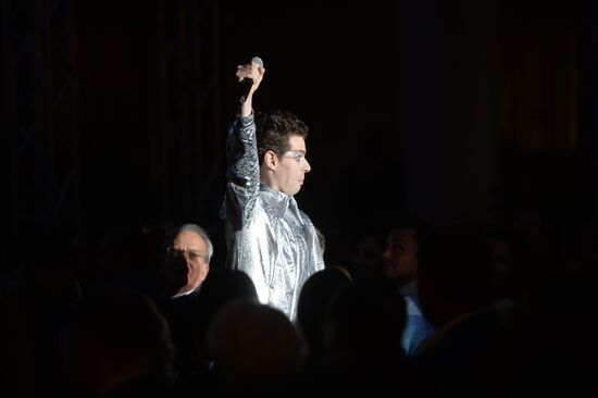 Спектакль К. Серебренникова "Наша Алла"