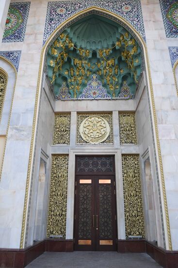 Павильон Азербайджан открылся на ВДНХ