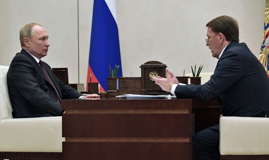 Президент РФ В. Путин встретился с вице-премьером РФ А. Гордеевым