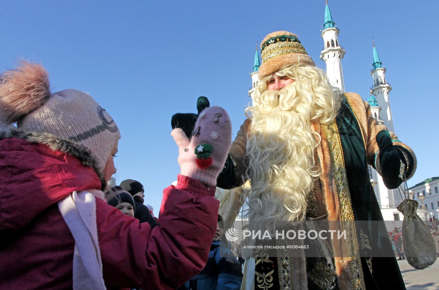 Парад в честь 10-летия резиденции Кыш Бабая в Татарстане