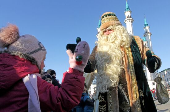 Парад в честь 10-летия резиденции Кыш Бабая в Татарстане