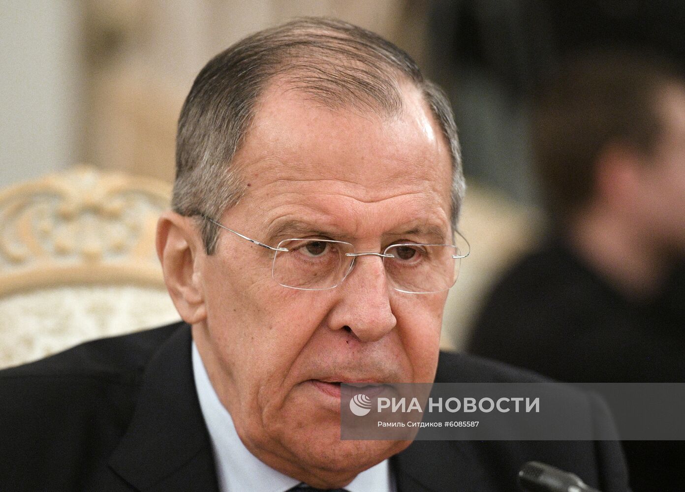 Встреча глав МИД РФ и Непала С. Лаврова и П. Гьявали