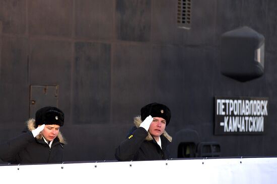 Дизель-электрическую подлодку "Петропавловск-Камчатский" передали ВМФ России