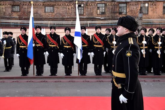 Дизель-электрическую подлодку "Петропавловск-Камчатский" передали ВМФ России