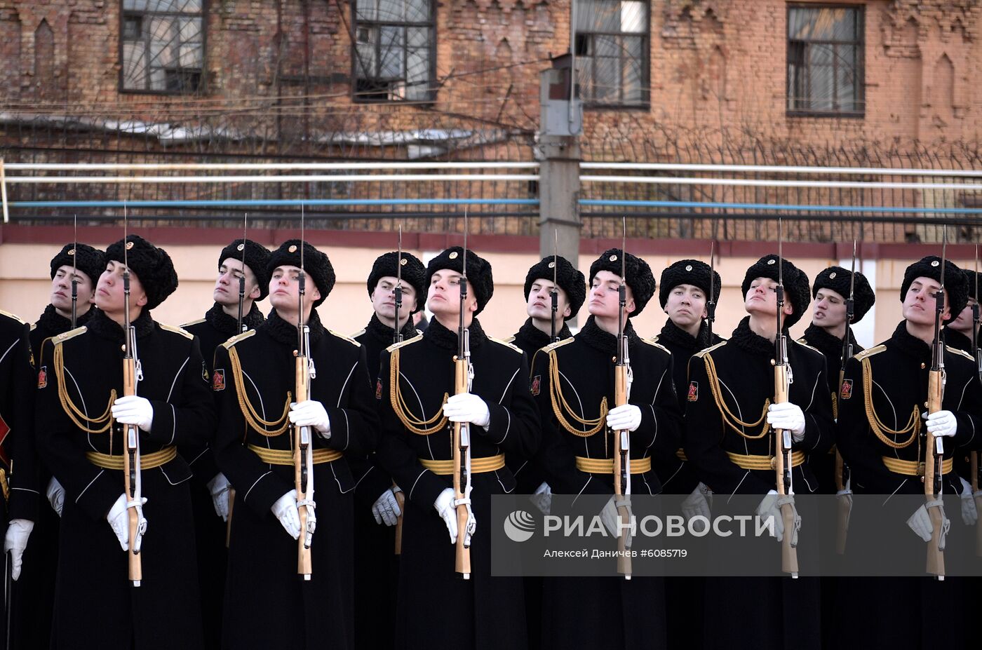 Дизель-электрическую подлодку "Петропавловск-Камчатский" передали ВМФ России