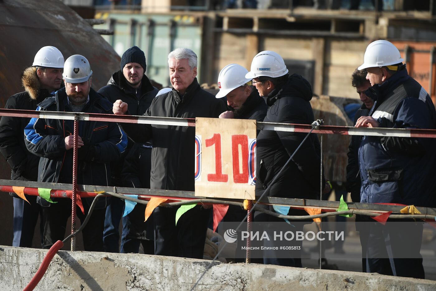 Мэр Москвы С. Собянин осмотрел тоннелепроходческий комплекс Коммунарской линии метро