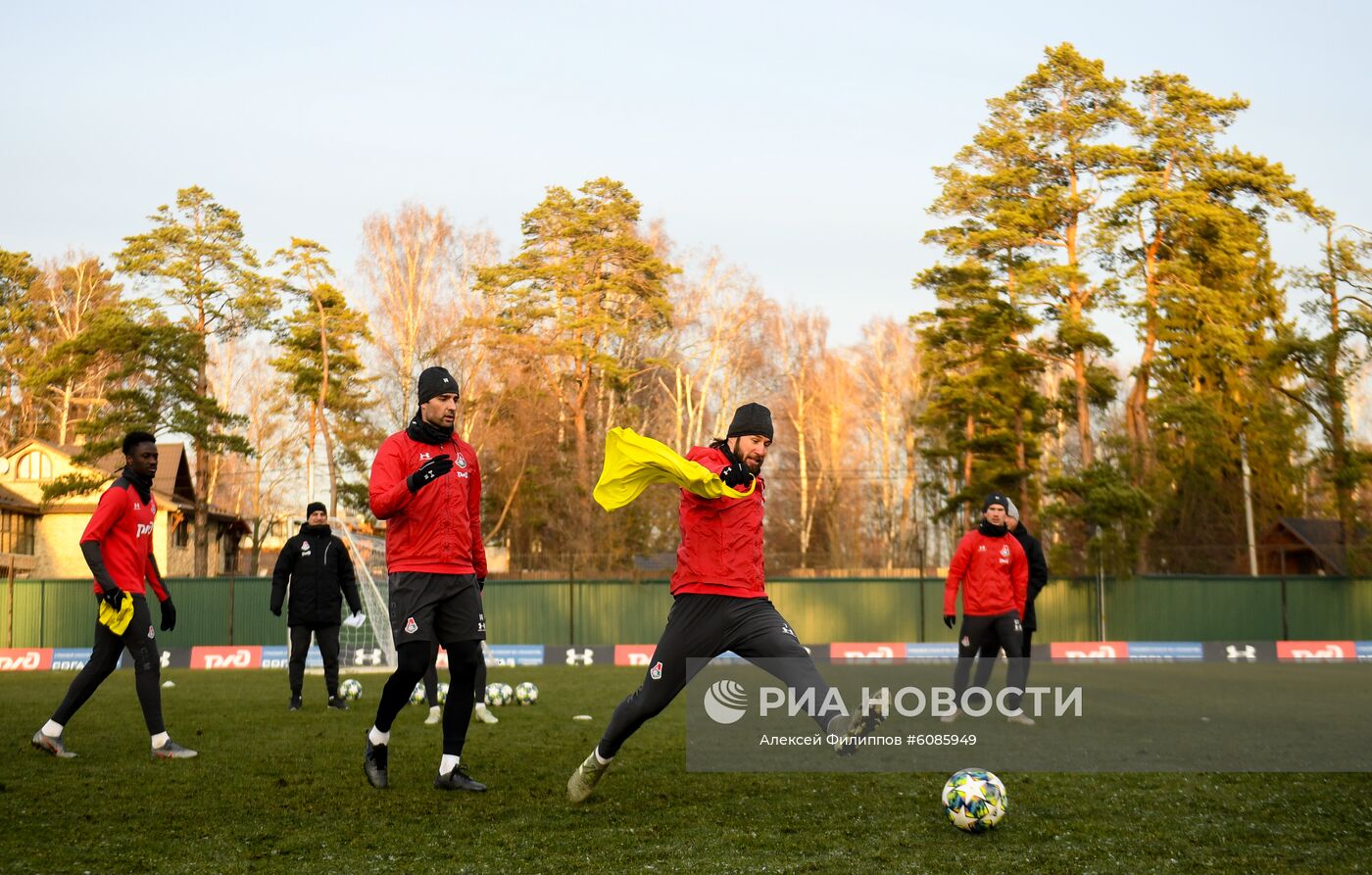 Футбол. Лига чемпионов. Тренировка ФК "Локомотив"