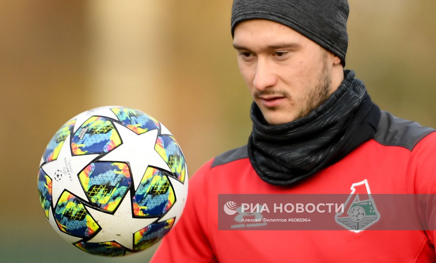 Футбол. Лига чемпионов. Тренировка ФК "Локомотив"