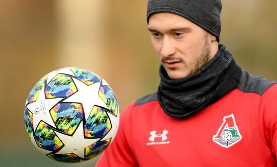 Футбол. Лига чемпионов. Тренировка ФК "Локомотив"