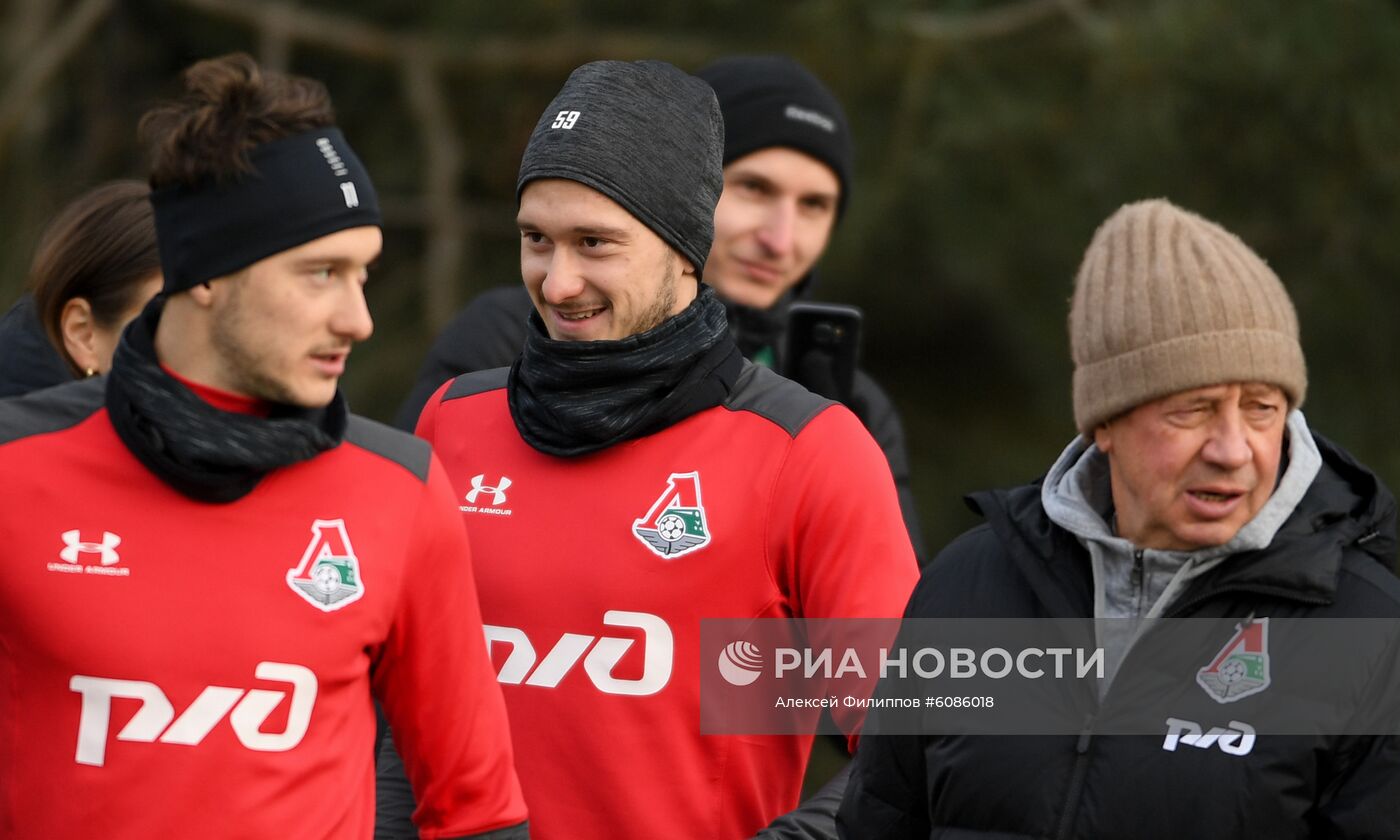 Футбол. Лига чемпионов. Тренировка ФК "Локомотив"