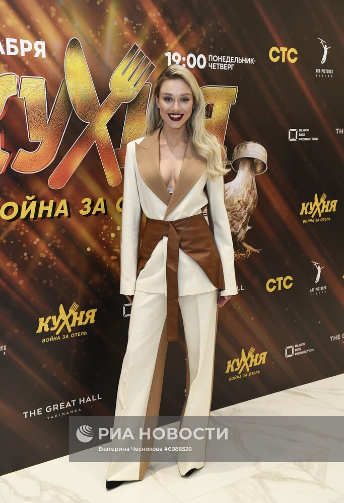 Премьера сериала "Кухня. Война за отель"