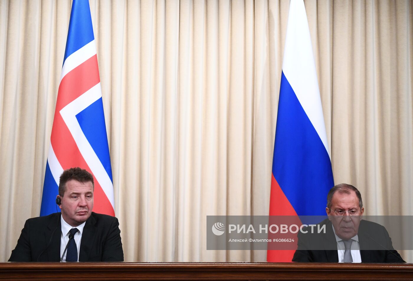 Встреча глав МИД РФ и Исландии С. Лаврова и Г. Тордарсона